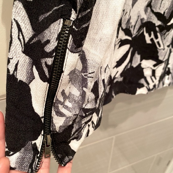 Topshop Short Sleeve Blouse - Picture 5 of 5